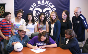 Clark signs to Weber State